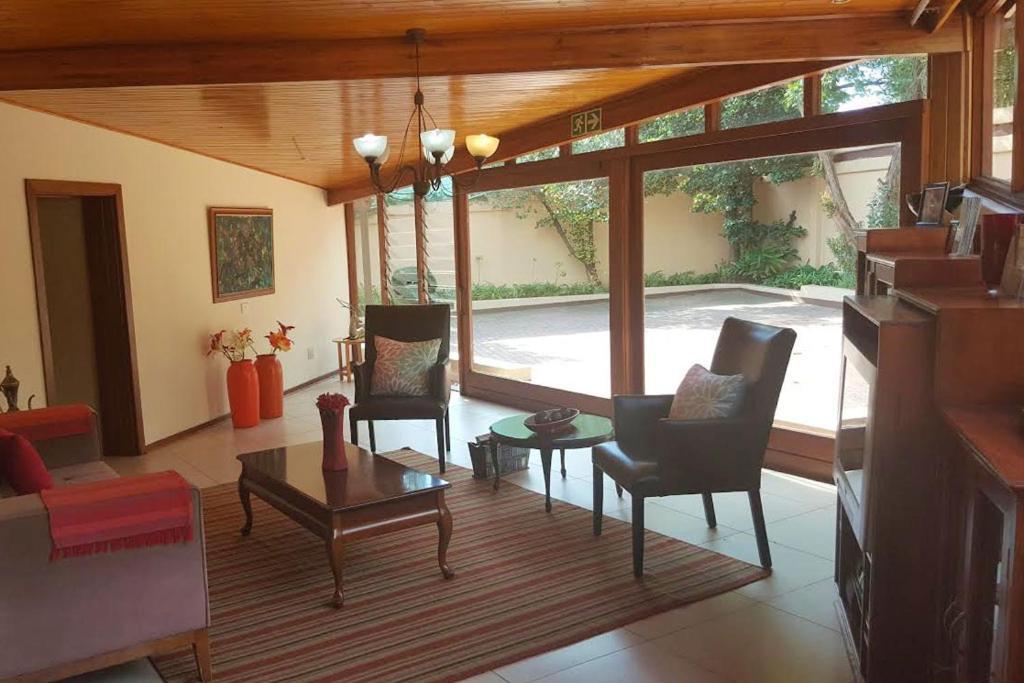 Somona Guest House Johannesbourg Extérieur photo